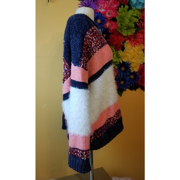 NWT Marc NY- coral, white and navy striped comfy fuzzy sweater- large WN - Picture 3 of 8